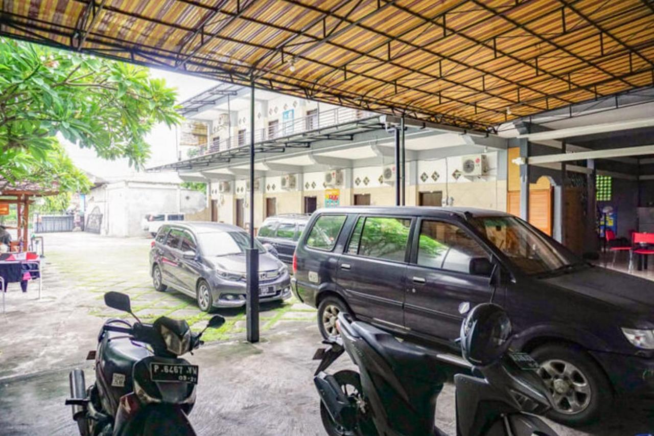 Reddoorz Near Penimbangan Beach Singaraja Eksteriør billede